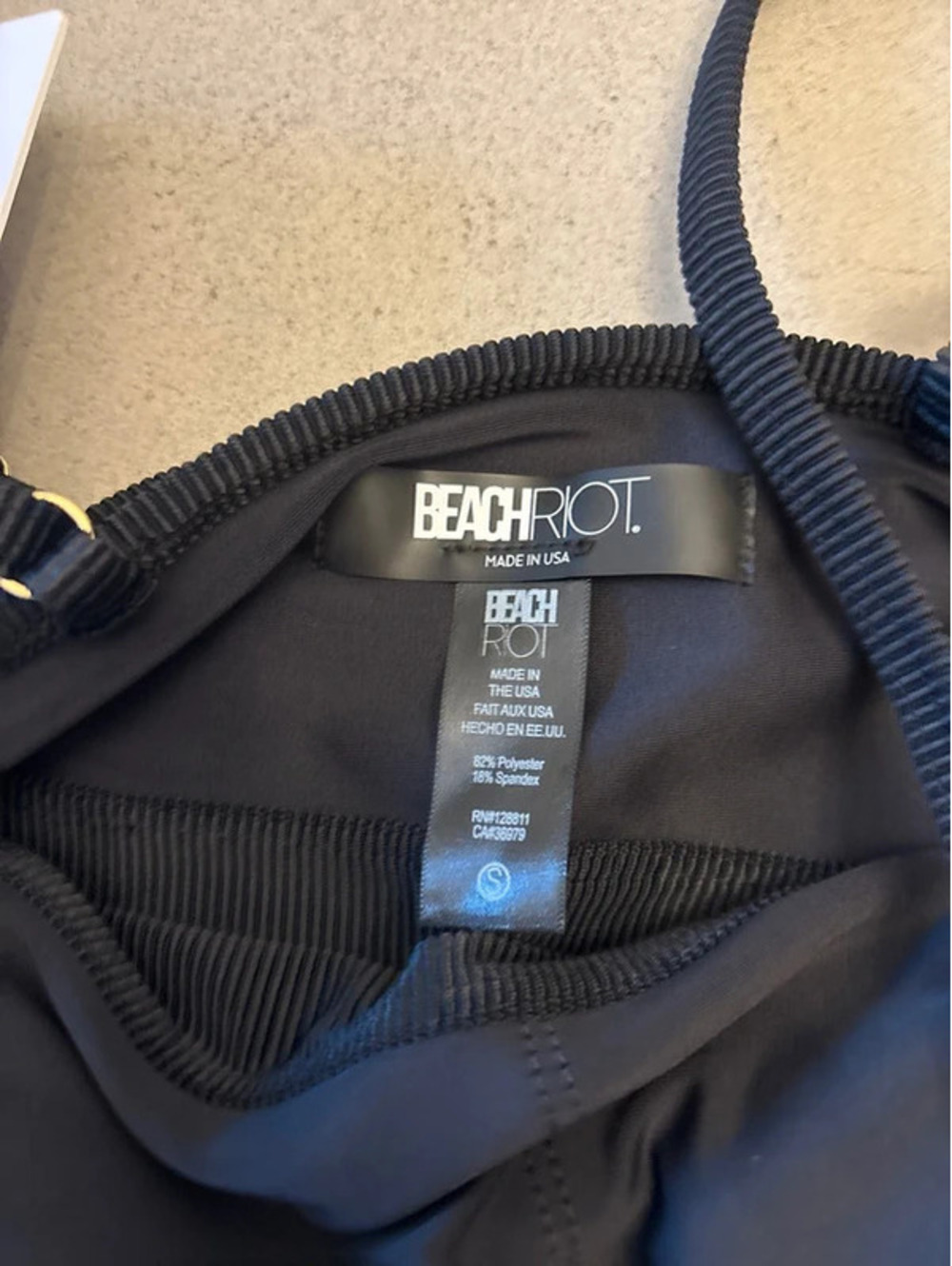 Beach Riot Elara Rib Bikini Top-S - Picture 5 of 6